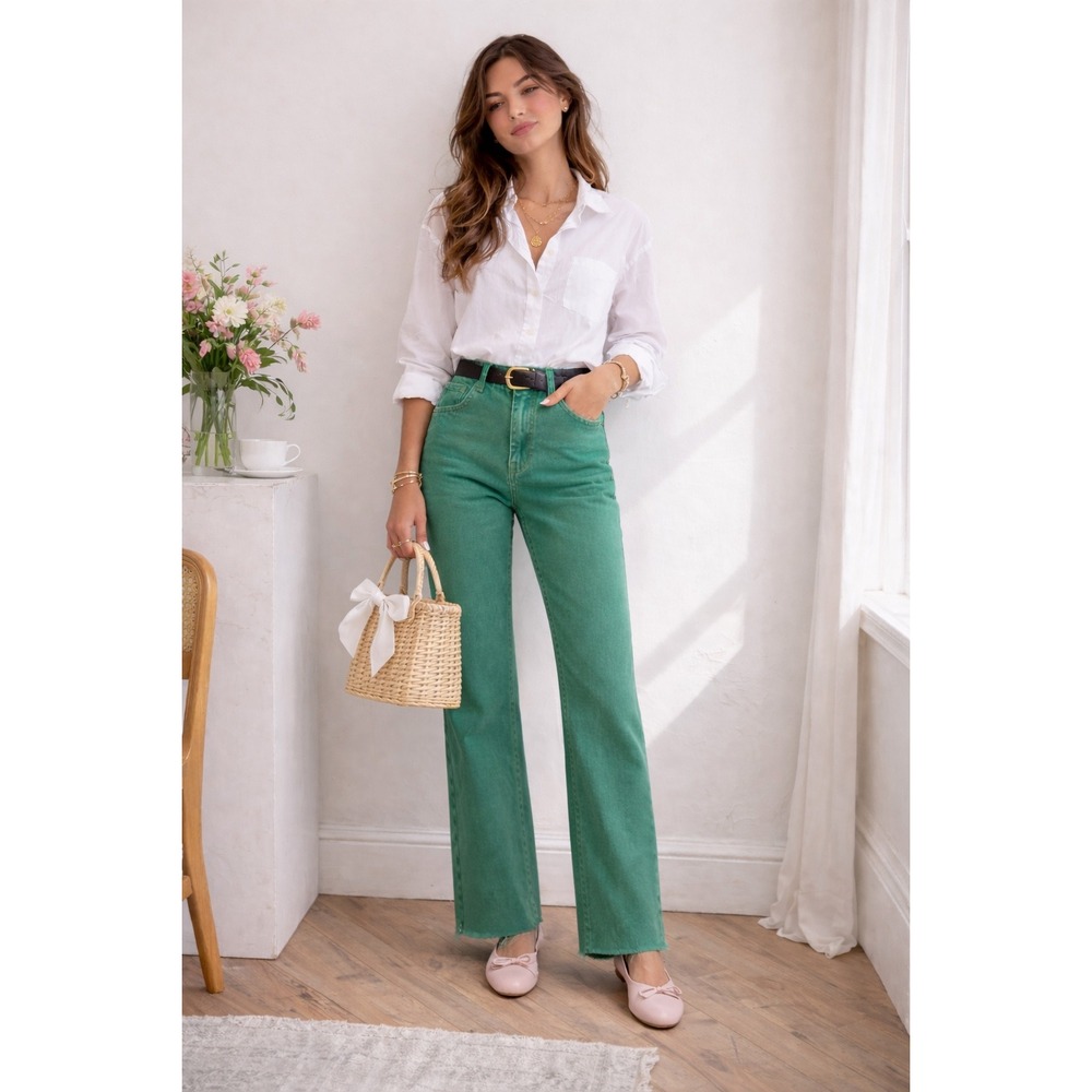 Zara Kelly Green Jeans Size 2 Indie Parisian Artsy Bright Preppy Chic Raw Hem